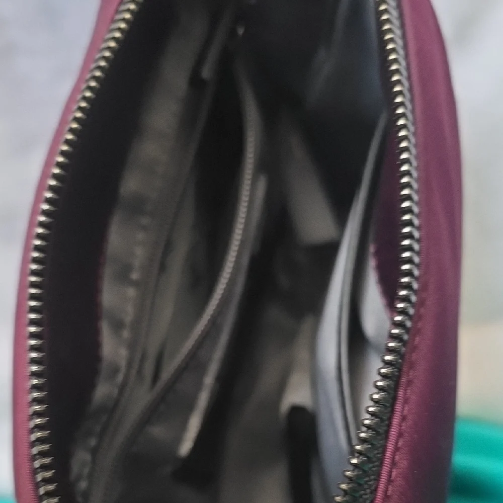 TUMI‎ SUMTER SWEET PLUM (dark purple) Crossbody Bag
